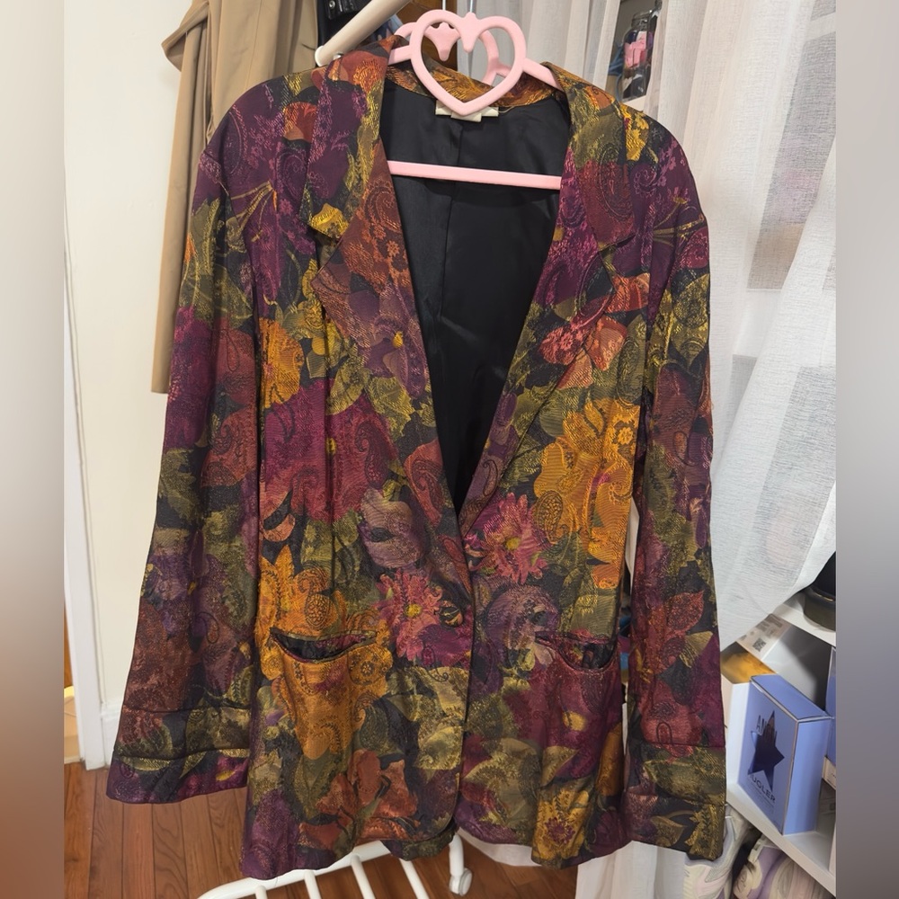 Michael K Company vintage women’s loose-fitted blazer floral